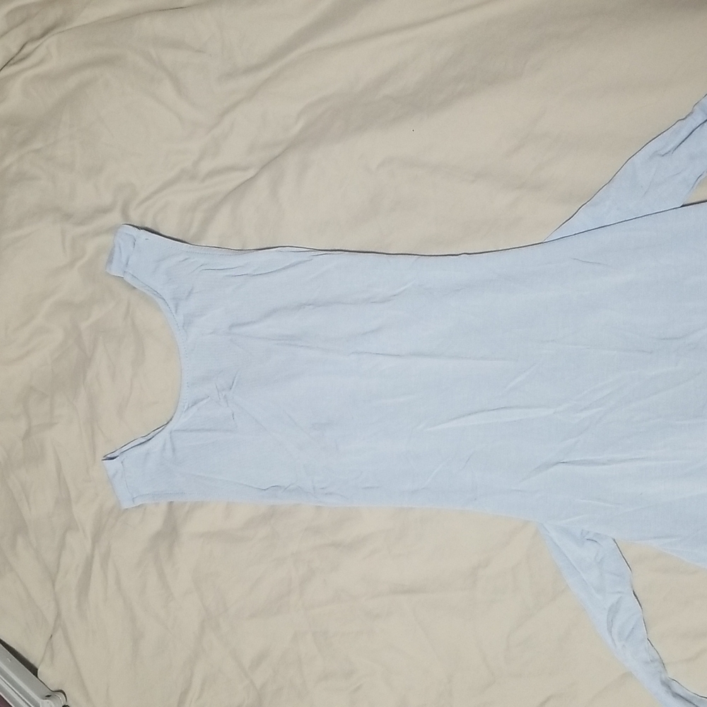 Crisscross Bodycon Dress - Picture 5 of 8